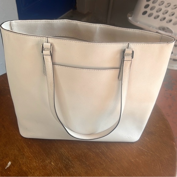 Michael Kors Morgan Large Tote - Picture 8 of 8